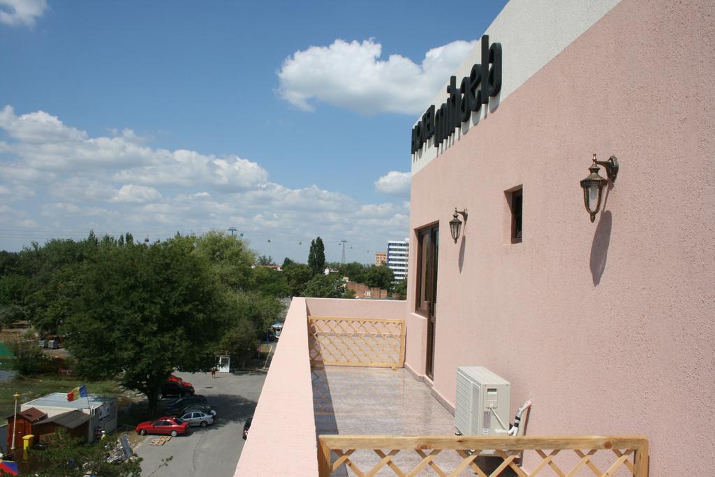 Hotel Mihaela Mamaia Εξωτερικό φωτογραφία